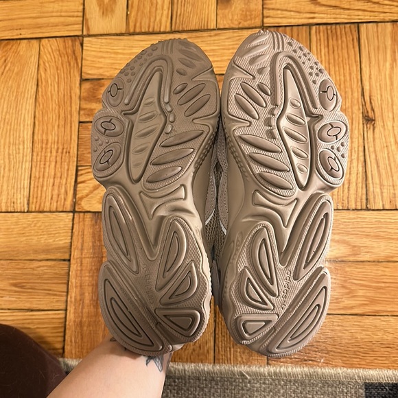 Adidas Ozweego taupe - Picture 3 of 5